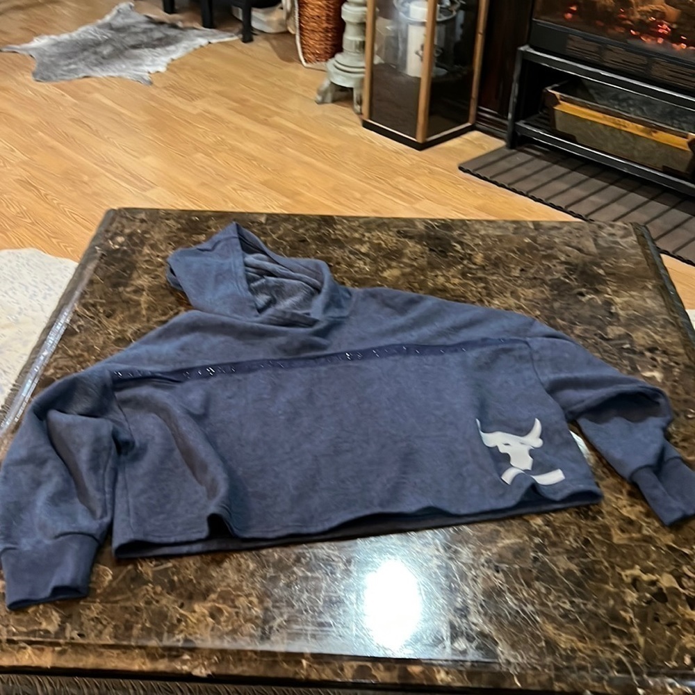 Medium oversized under Armour the rock crop sweatshirt hoodie dark blue A367